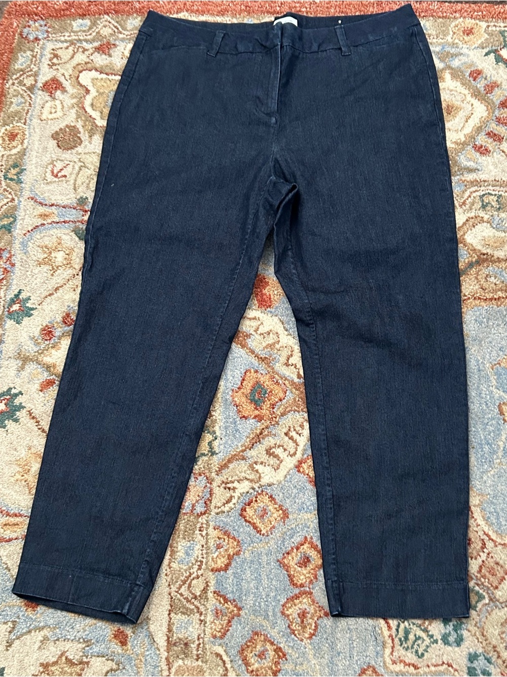 Liz Claiborne Dark Indigo Cropped Jeans